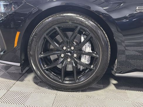 Used 2025 Ford Mustang GT Premium RWD image 16