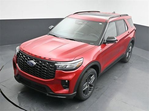 New 2026 Ford Explorer ST-Line w/ ST-Line Street Pack image 18