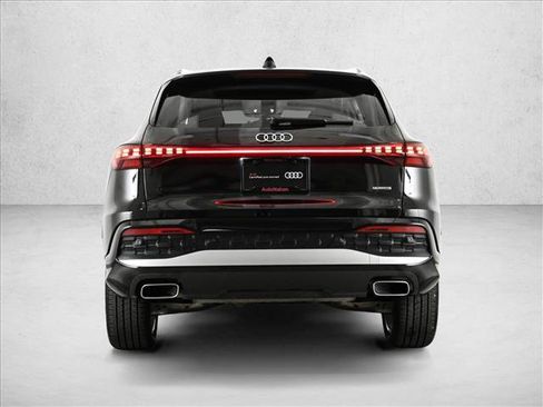 Certified 2025 Audi Q5 Premium Plus w/ Premium Plus AWD/4WD image 7
