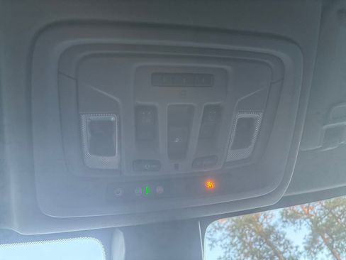 Used 2020 GMC Sierra 3500 Denali w/ Denali Ultimate Package image 29