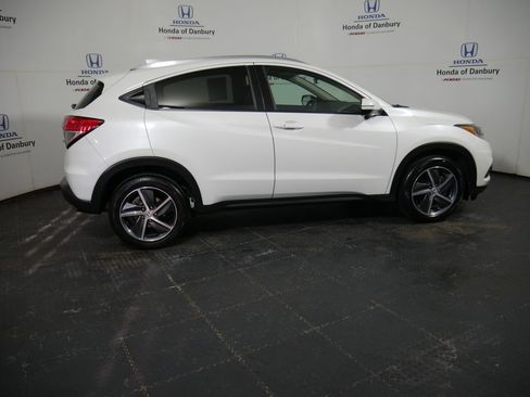 Used 2022 Honda HR-V EX image 4