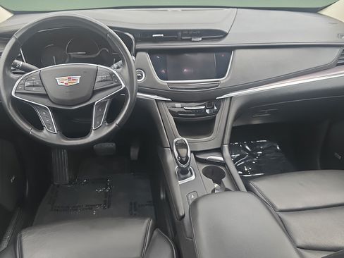 Used 2019 Cadillac XT5 Premium Luxury FWD image 12