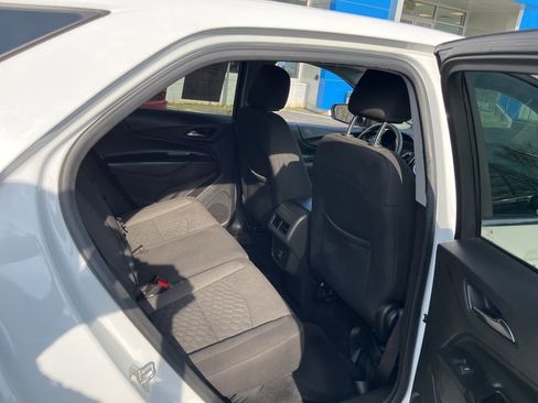 Used 2021 Chevrolet Equinox LT FWD image 11