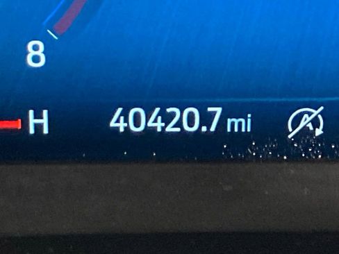 Used 2024 Ford Escape Platinum image 6