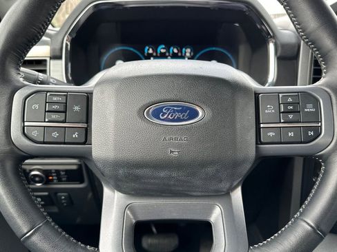 Used 2023 Ford F150 Lariat w/ Trailer Tow Package image 23