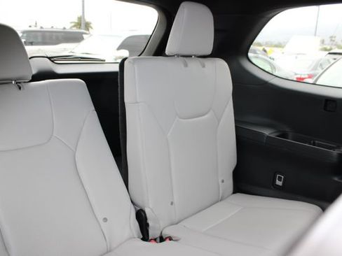 Certified 2025 Lexus TX 350 AWD w/ Technology Package image 8