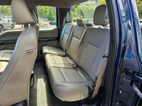 Used 2017 Ford F150 XL w/ Equipment Group 101A Mid AWD/4WD image 16
