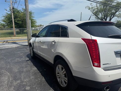 Used 2014 Cadillac SRX Luxury AWD/4WD image 10