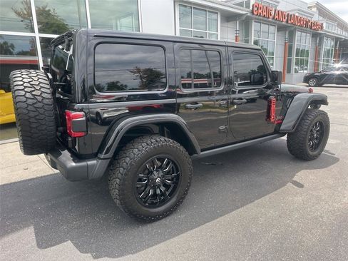 Used 2019 Jeep Wrangler Unlimited Rubicon AWD/4WD image 3