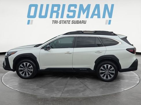 Certified 2025 Subaru Outback Limited AWD/4WD image 3