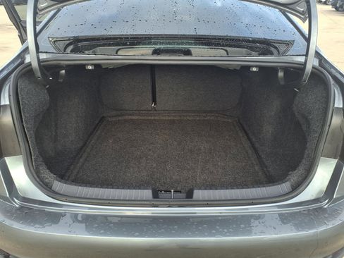 Used 2024 Volkswagen Jetta SE FWD image 27