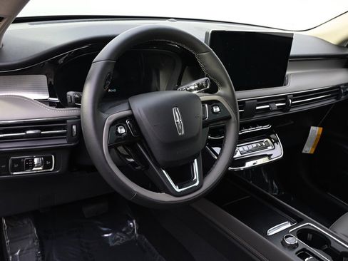 New 2026 Lincoln Corsair Premiere image 11