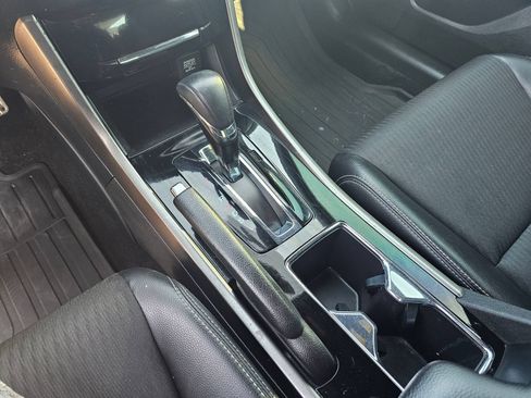 Used 2017 Honda Accord Sport image 27