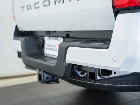 New 2026 Toyota Tacoma Limited AWD/4WD image 7