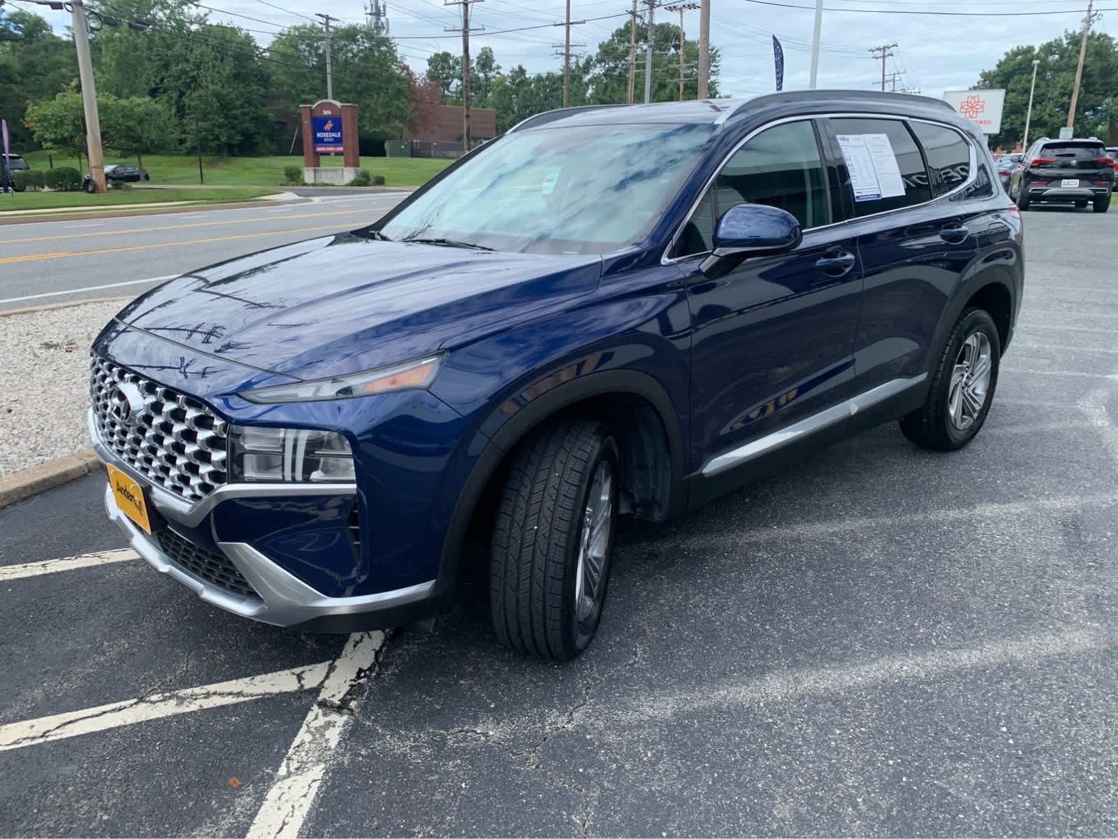 Used 2022 Hyundai Santa Fe SEL AWD/4WD image 3