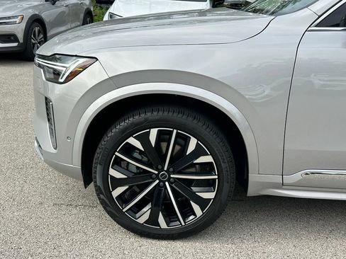 Used 2025 Volvo XC90 B6 Plus AWD/4WD image 10