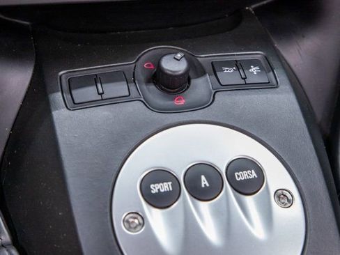 Used 2014 Lamborghini Gallardo LP 550-2 image 35