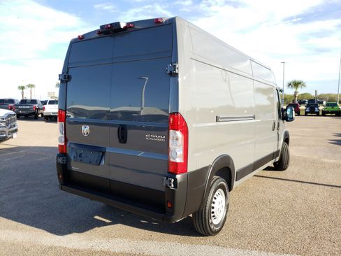 New 2026 RAM ProMaster 2500 w/ Convenience Group image 7