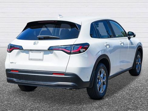New 2026 Honda HR-V LX image 4