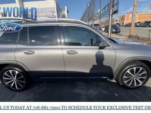 Used 2022 Mercedes-Benz GLB 250 GLB 250 w/ Premium Package Lite image 6