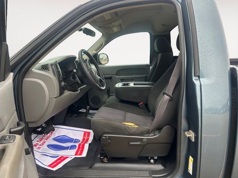 Used 2011 GMC Sierra 1500 W/T w/ Work Truck Preferred Package image 9