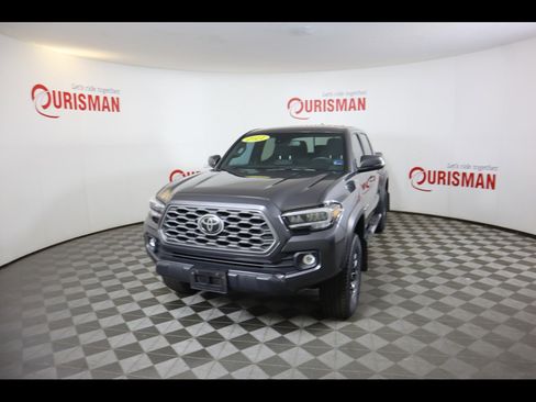 Used 2021 Toyota Tacoma TRD Off-Road w/ Technology Package AWD/4WD image 1