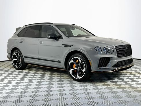 New 2025 Bentley Bentayga image 3