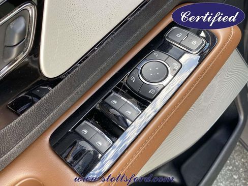 Used 2021 Lincoln Aviator Reserve w/ Equipment Group 201A RWD image 18