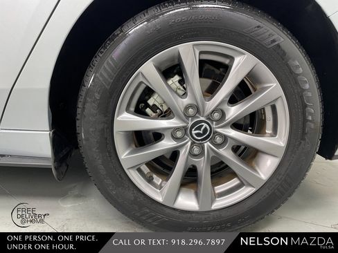 Used 2021 MAZDA MAZDA3 Sedan image 12