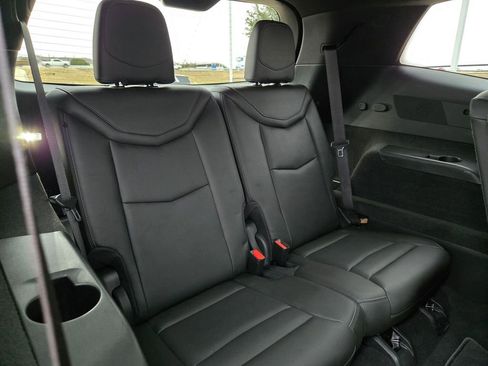 Certified 2023 Cadillac XT6 Premium Luxury w/ Technology Package image 32