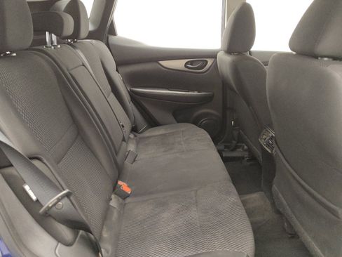 Used 2020 Nissan Rogue Sport S image 19