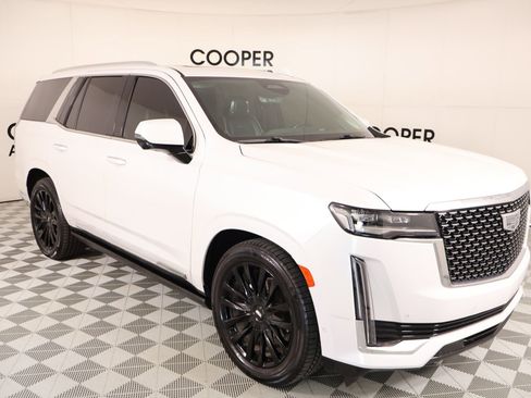 Used 2022 Cadillac Escalade Premium Luxury w/ Performance Package AWD/4WD image 1