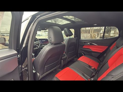 New 2025 Chevrolet Equinox EV RS image 24