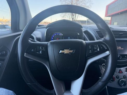 Used 2015 Chevrolet Trax LT w/ LT Plus Package AWD/4WD image 15