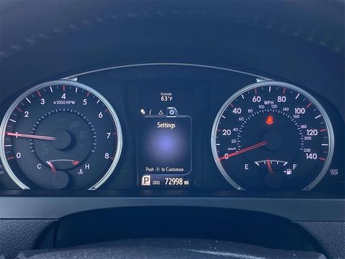 Used 2017 Toyota Camry image 23