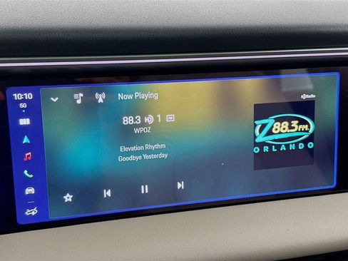 Used 2025 Porsche Macan 4S Electric image 15