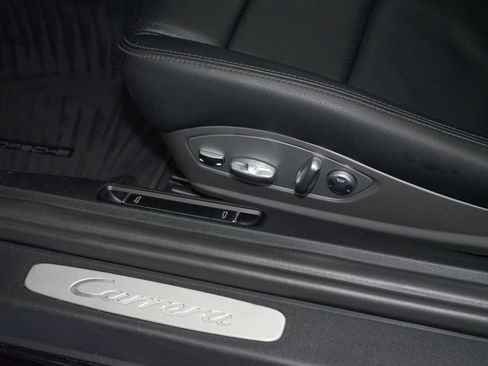 Used 2014 Porsche 911 Carrera RWD image 19