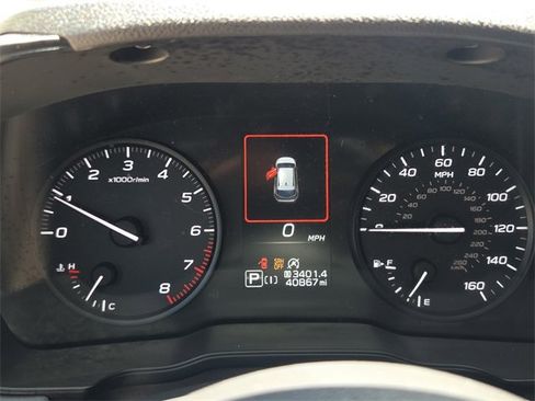 Used 2024 Subaru Crosstrek 2.0i image 25