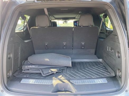 Used 2023 GMC Yukon XL Denali w/ Denali Reserve Package AWD/4WD image 27