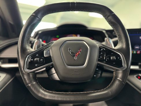 Used 2021 Chevrolet Corvette Stingray Preferred Cpe w/ Z51 Performance Package image 17