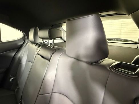 Used 2021 Lexus UX 200 w/ Premium Package FWD image 28