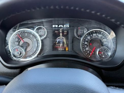 Used 2024 RAM 2500 Big Horn AWD/4WD image 19