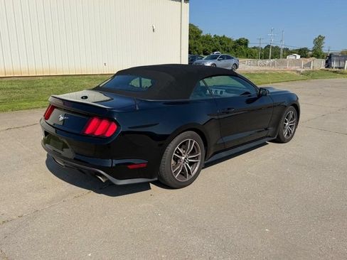 Used 2017 Ford Mustang Premium RWD image 3
