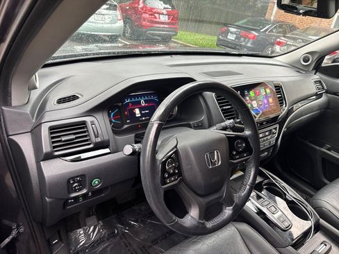 Used 2019 Honda Pilot Elite image 16
