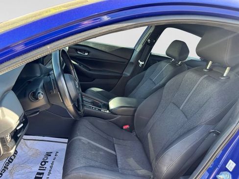 Used 2024 Honda Accord Sport image 11