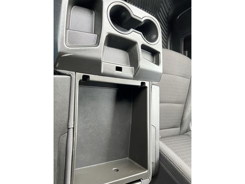 Used 2025 Chevrolet Silverado 1500 LT AWD/4WD image 25