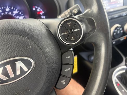 Used 2016 Kia Soul w/ Convenience Package FWD image 18