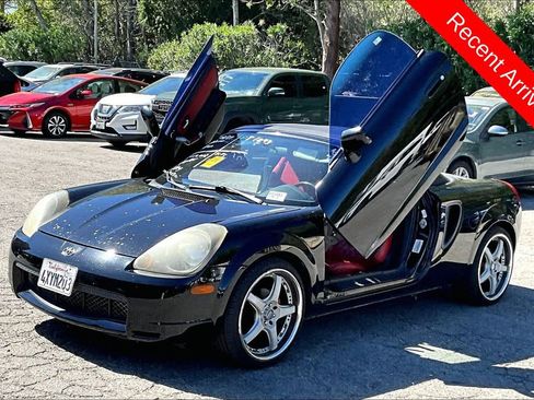 Used 2002 Toyota MR2 image 2