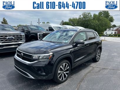 Used 2022 Volkswagen Taos SE w/ Panoramic Sunroof Package