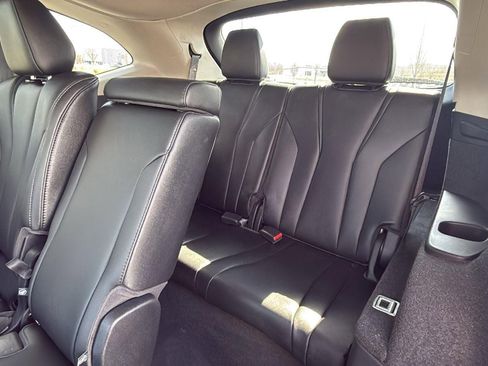 Used 2023 Acura MDX SH-AWD image 23